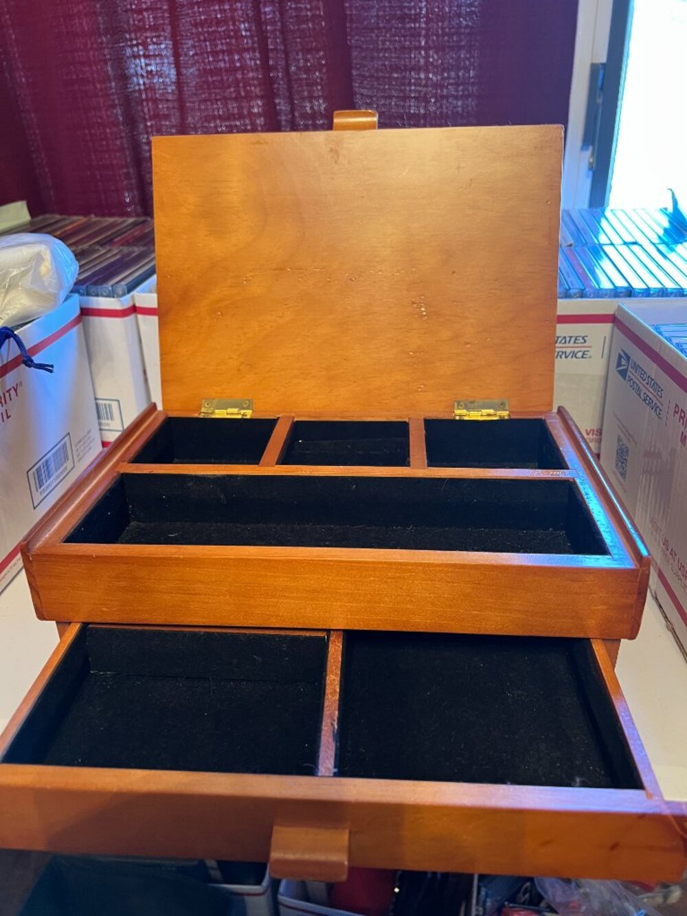Vintage Wooden Jewelry Box Organizer *SEE DESCRIPTION FOR SIZE* - Picture 3 of 3